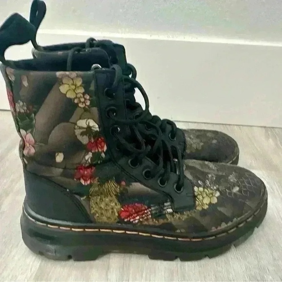 Dr Martens Boots Floral Print Black Lace Up Combat Chunky Platform SZ 5 - Picture 2 of 11